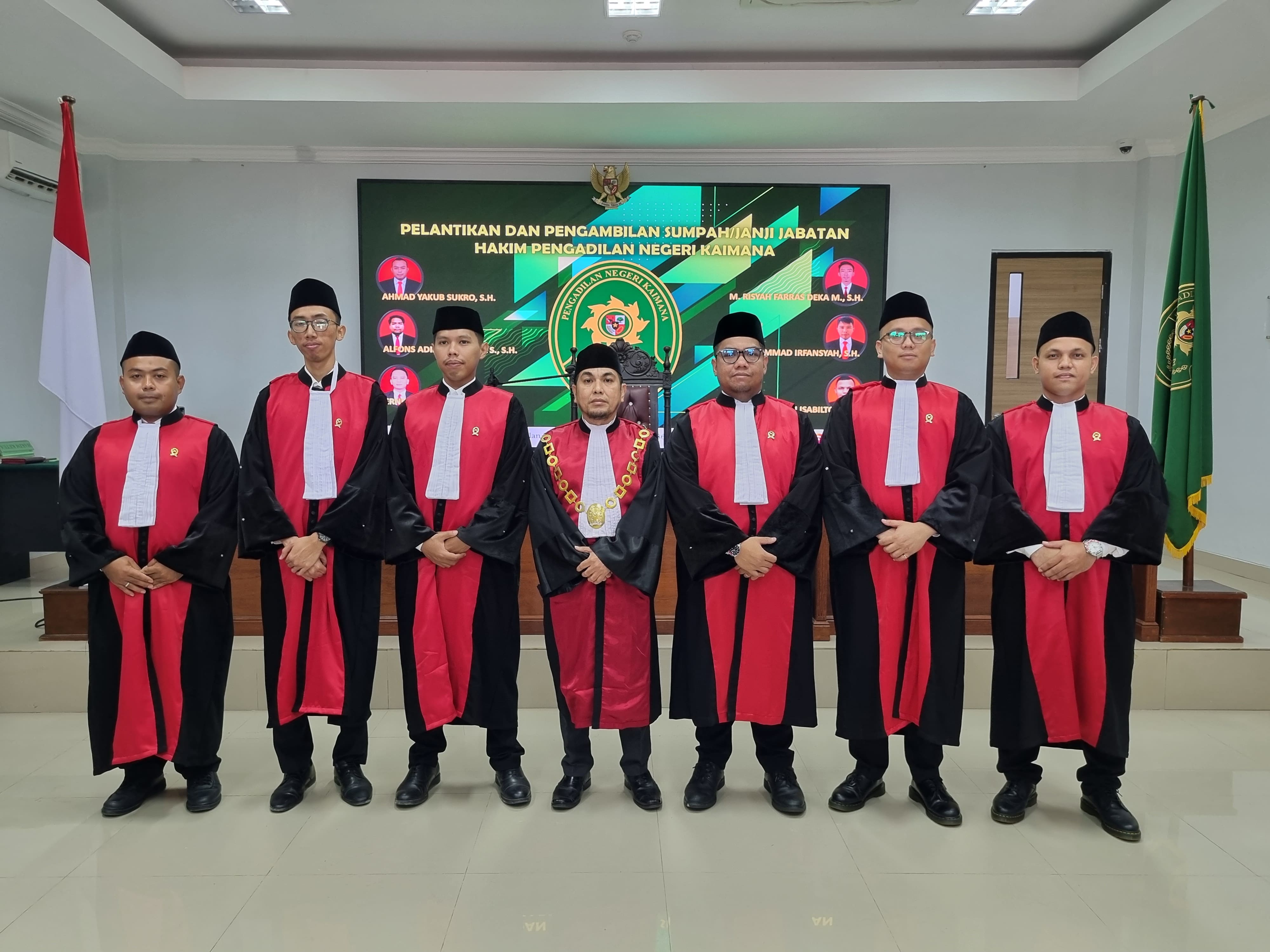 Pelantikan Hakim Pratama Pada Pengadilan Negeri Kaimana