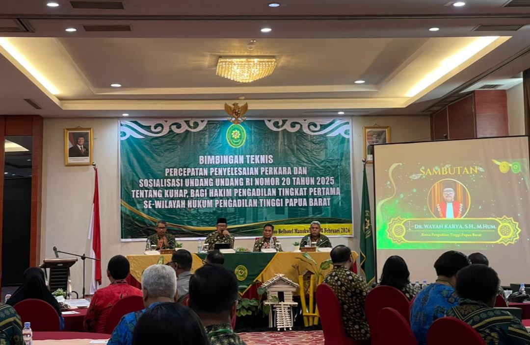Ketua dan Hakim PN Kaimana Hadiri Bimtek KUHAP Baru di PT Papua Barat